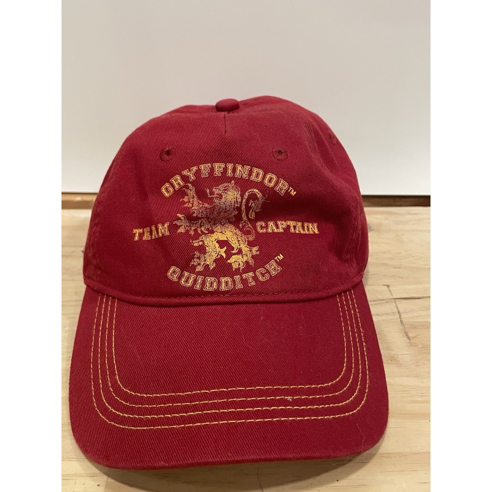 Harry Potter Gryffindor Tm Captain Quidditch Hat Sz Adult Ships In Box Universal